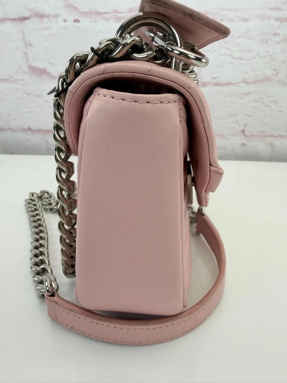 Louis Vuitton New Wave Calfskin Chain MM Smoothie Pink